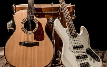 Bass vs Guitar – Main Differences & Which One is Better Option for You?