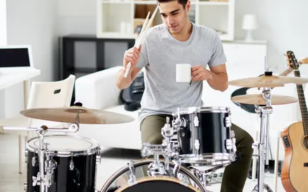 How to Choose a Drum Set for Beginners – Our Guide