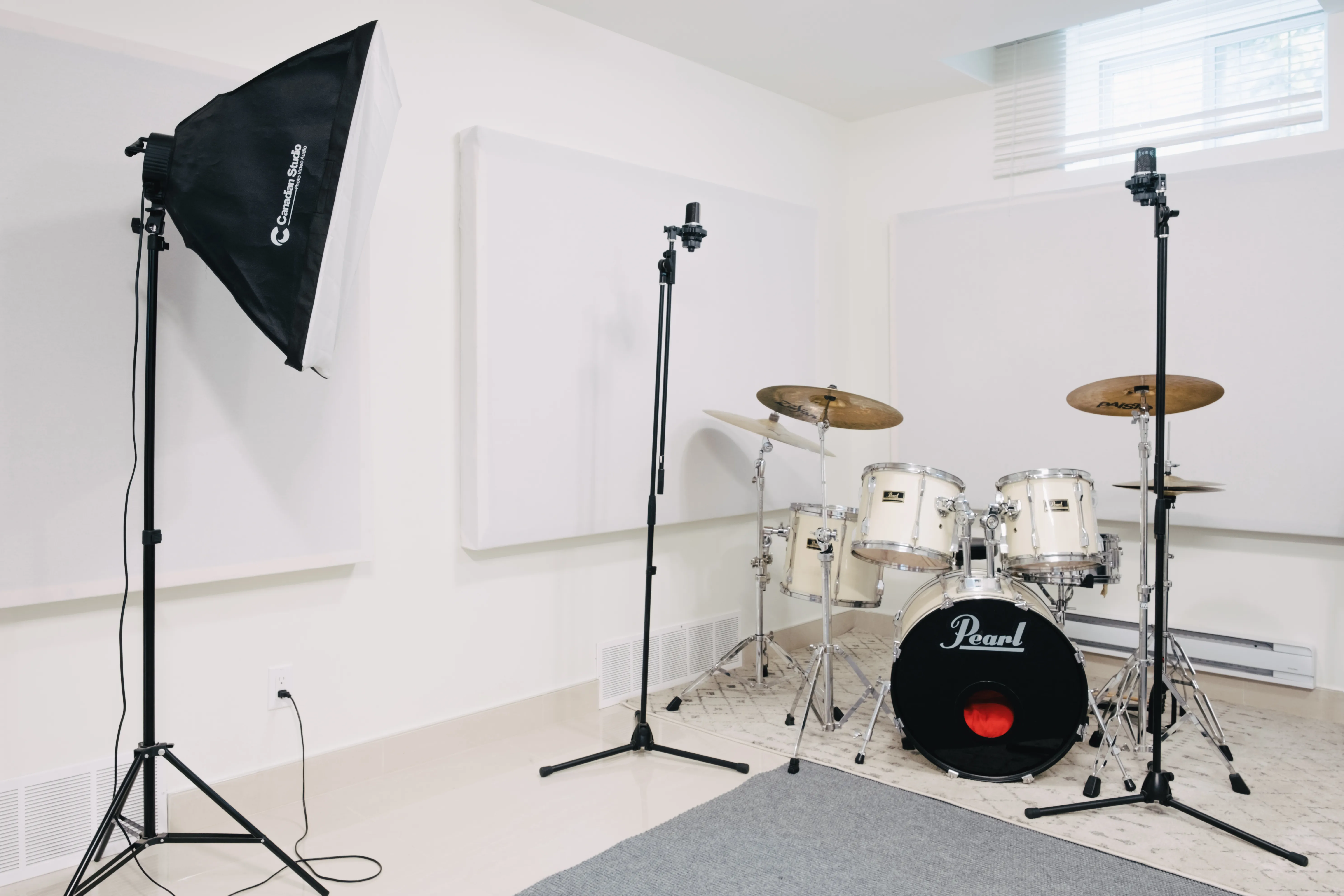Placement for sound insulation panels