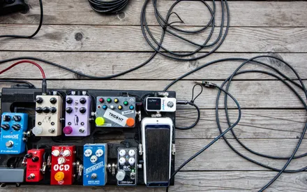 The Best & Easiest Guide On How To Build A Pedalboard (2023)
