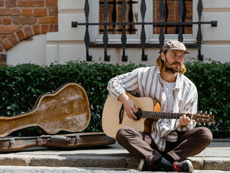 The Fast, Easy Way To Learn How to Fingerpick Guitar (2023)