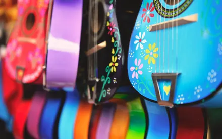 16 Easy Steps: How To Paint A Guitar For An Amazing Look