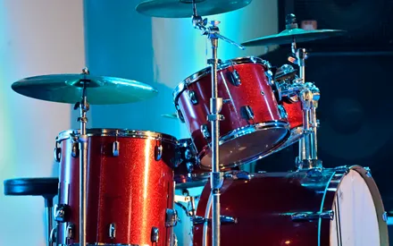 A Simple Guide On How To Set Up A Drum Set - Great For Beginners (2023)