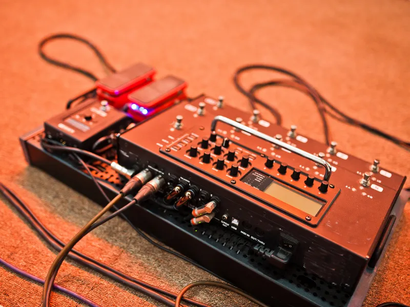 how to use a compressor pedal
