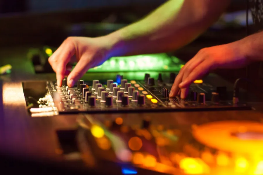 How to master professional Mixing and Mastering?