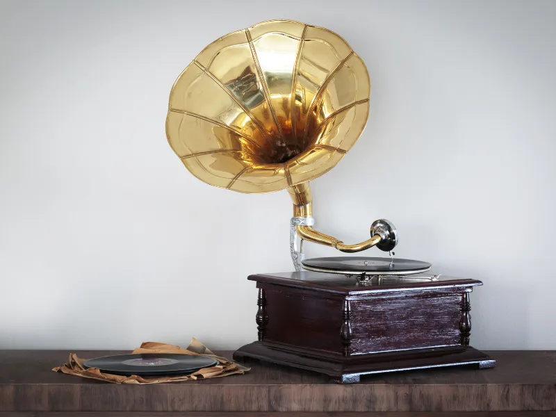 Phonograph
