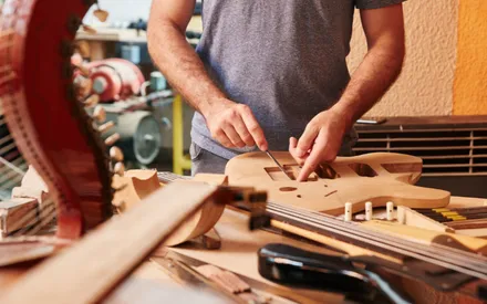 What is a Luthier? Discover the Skills & Art Of Crafting Musical Instruments (2023)