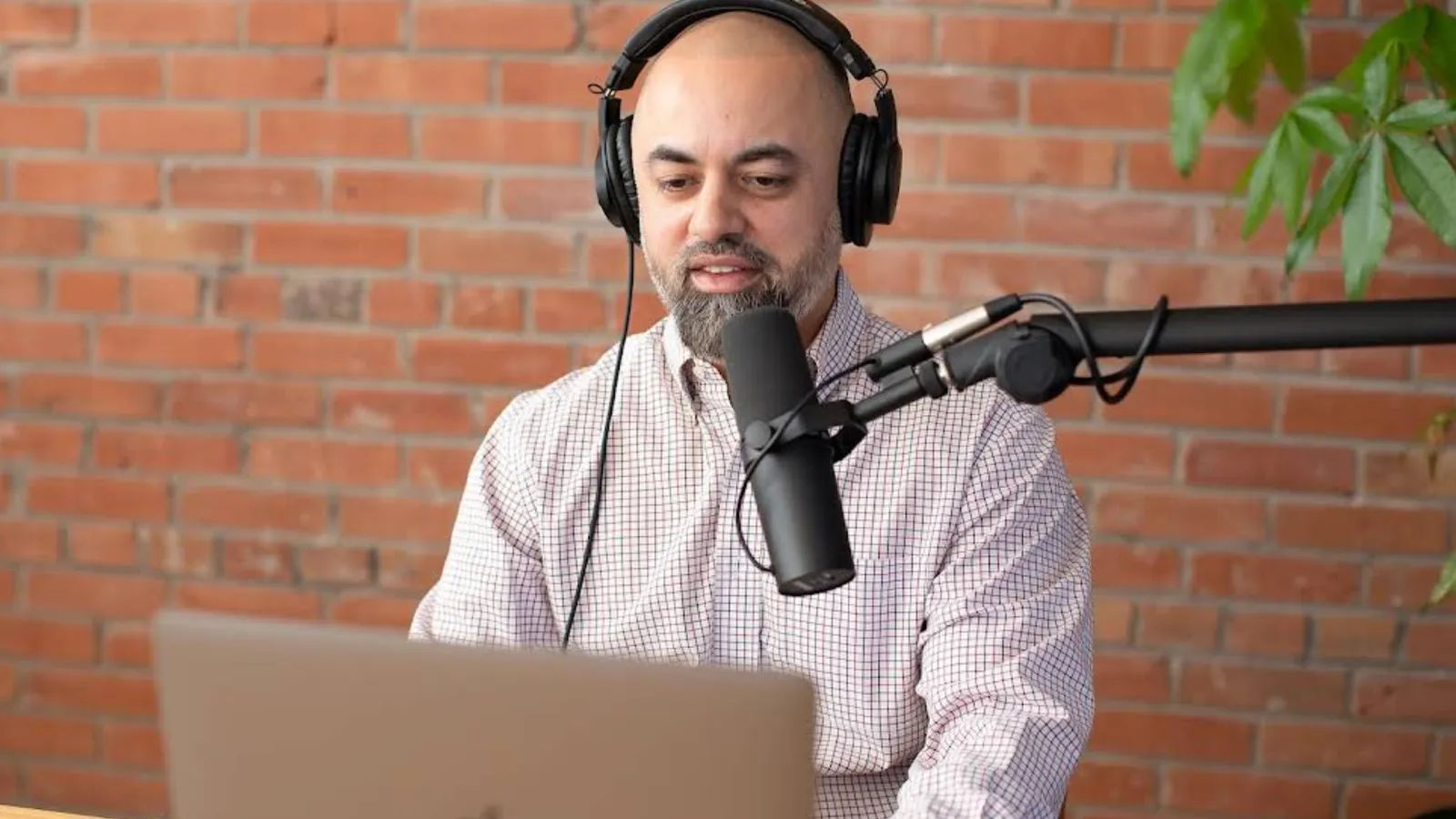 Working Proof: A Toronto Podcast Studio Built for Business Growth